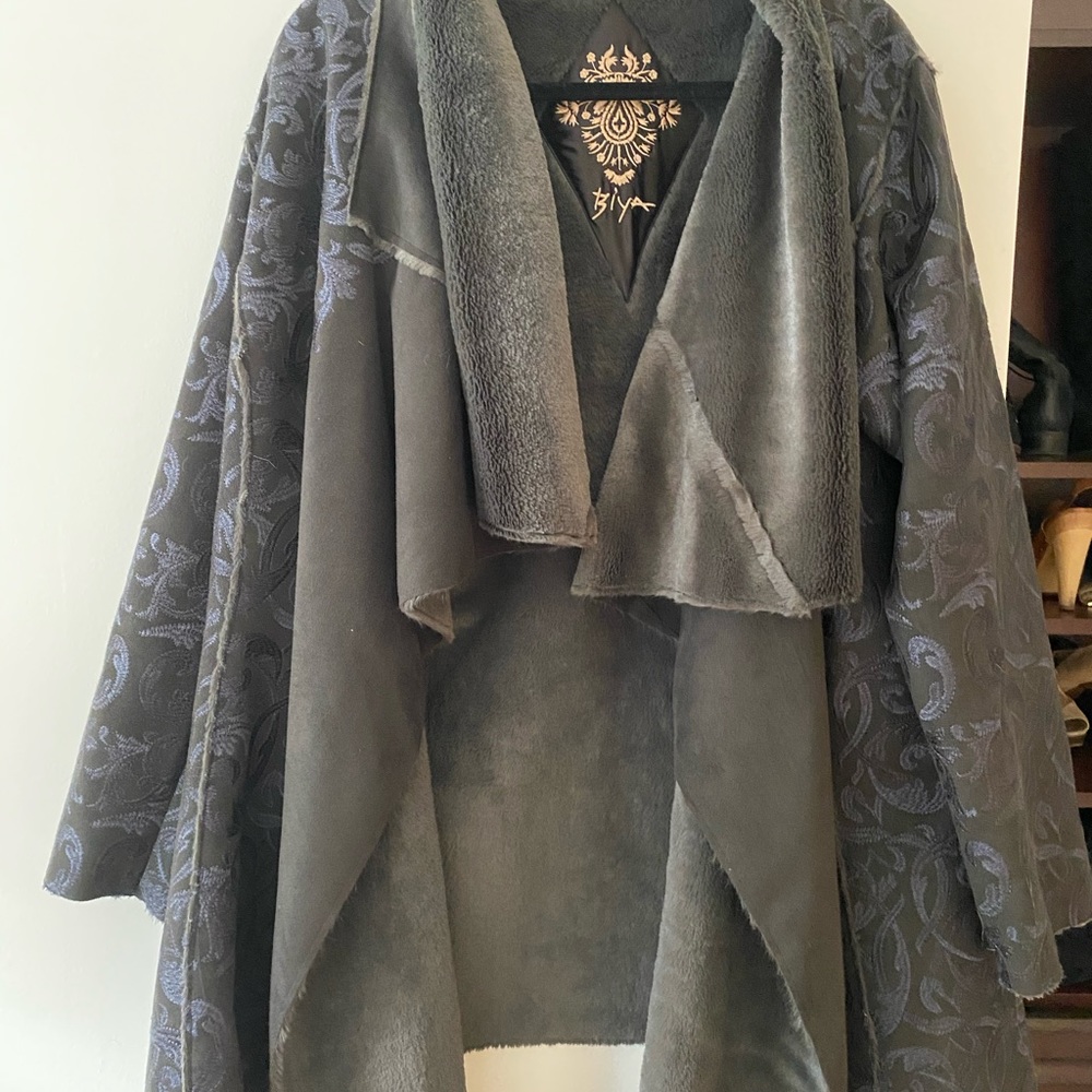 Bila Black Embroidered Faux Shearling Long Jacket